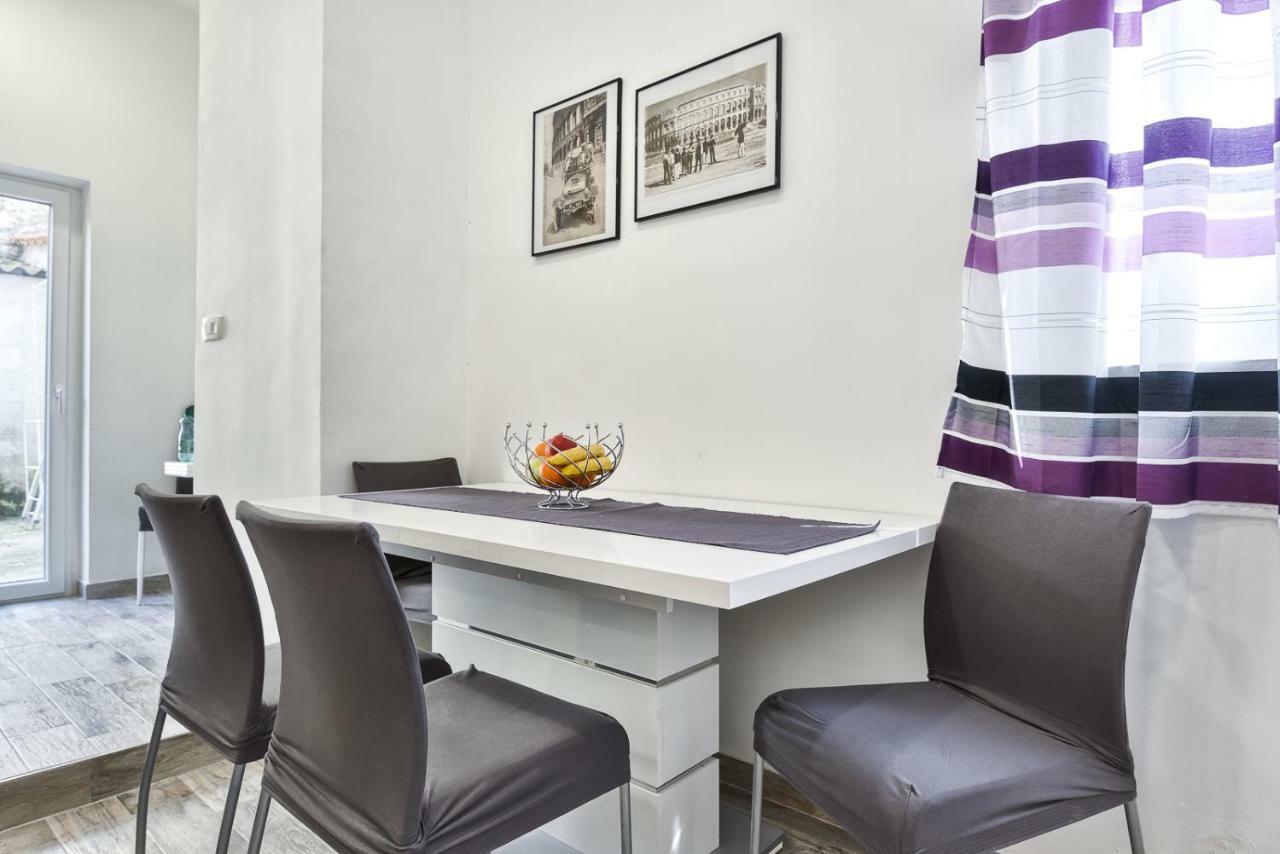 بولا Apartment 20M From Arena المظهر الخارجي الصورة