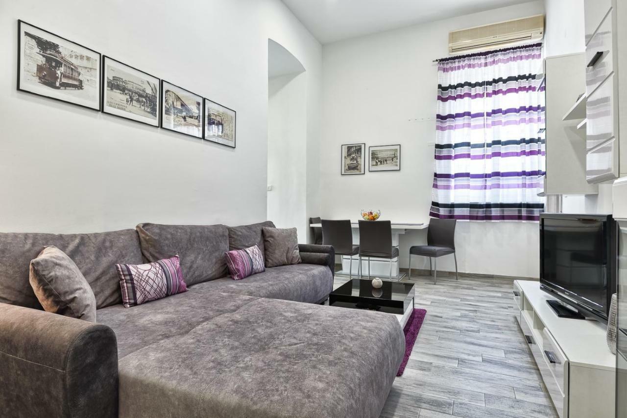 بولا Apartment 20M From Arena المظهر الخارجي الصورة